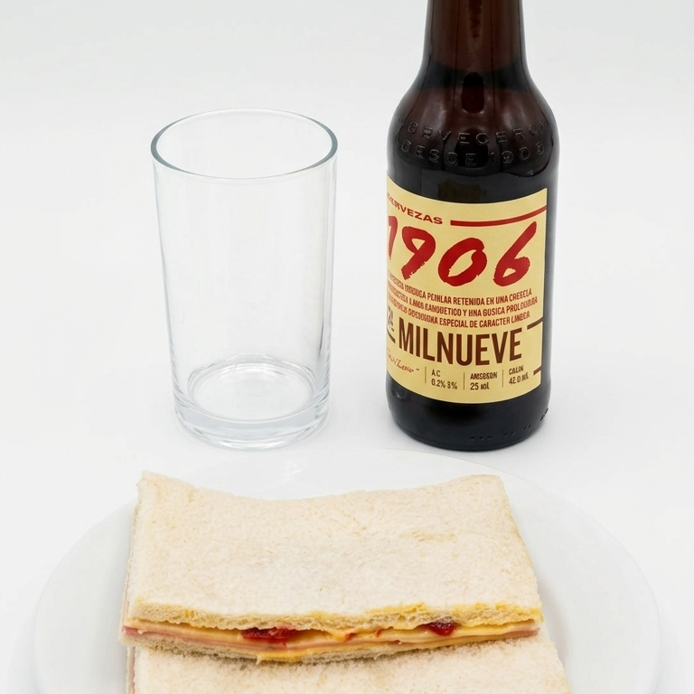 1 cerveza con dos sandwich de miga